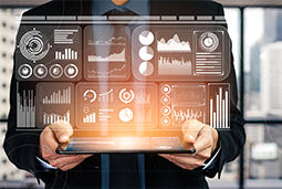 Ezpay钱包国际：深化、多元｜供需两端打造复合型人才